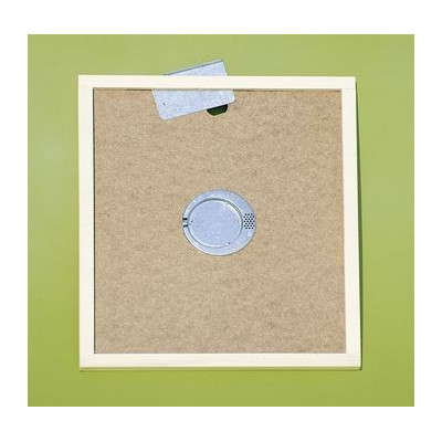 APISCAMPO ROTONDO,2 USCITE,IN METALLO SU TELAINO 50X50 CM